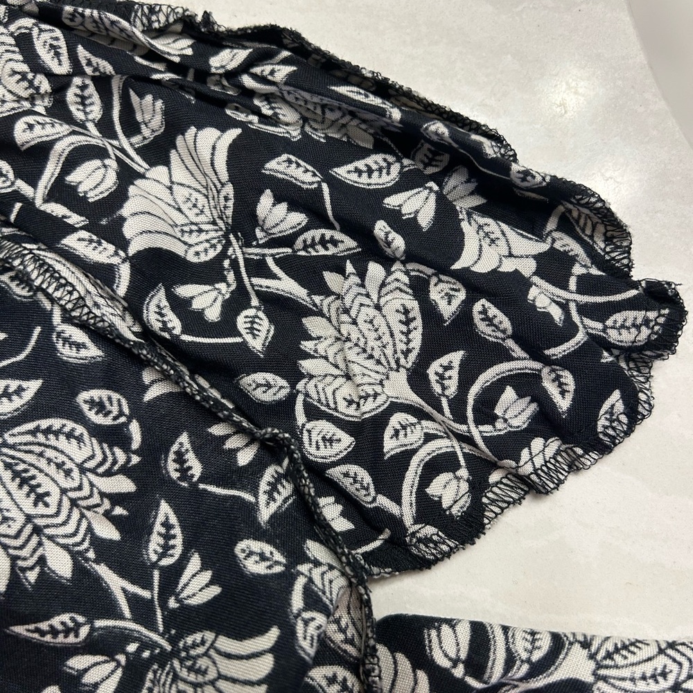 Natural Life Black and White Patterned Maxi Dress - Picture 9 of 9